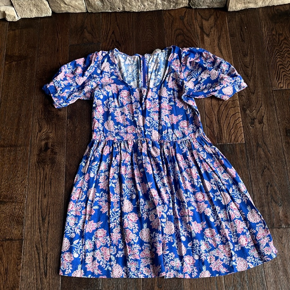 Loft size 6 floral dress